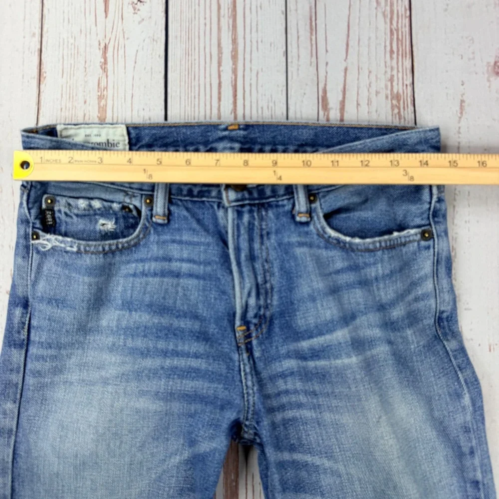 Abercrombie Kids Classic Straight Leg Jeans Light Wash Denim Size 16